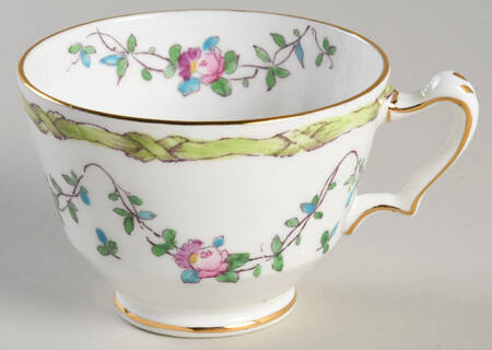F6242 Footed Cup