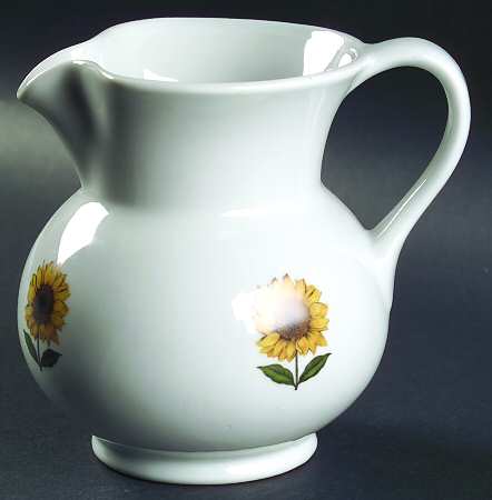 Sunflower 32 Oz Pitcher