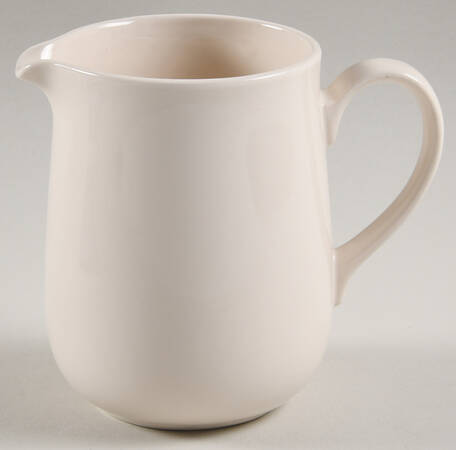 Beige (Rim) Creamer