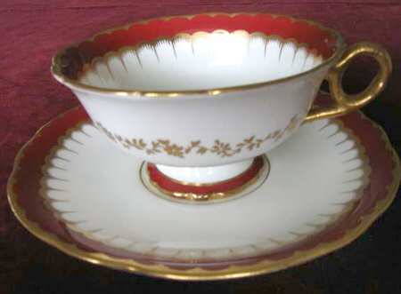 Spearpoint Red Footed Cup & Saucer Set