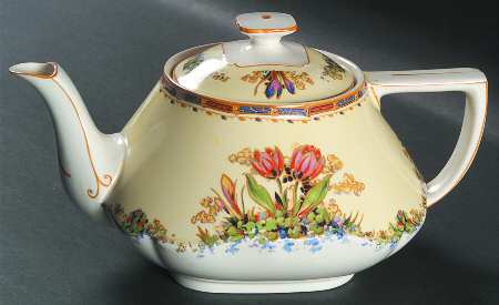 Tulip Teapot & Lid