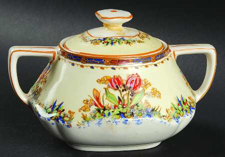 Tulip Sugar Bowl & Lid