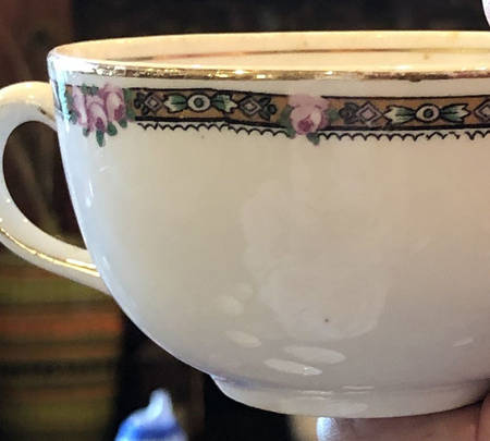CRO166 Footed Cup