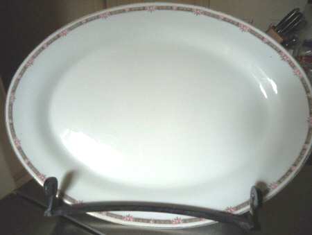 CRO166 17" Oval Serving Platter