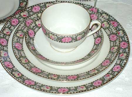 CTI49 Footed Cup & Saucer Set