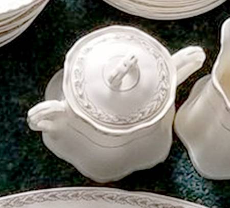 CRO168 Sugar Bowl & Lid