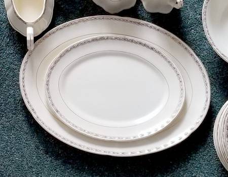 CRO168 16" Oval Serving Platter