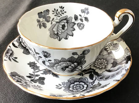 Mandarin Black Footed Cup & Saucer Set