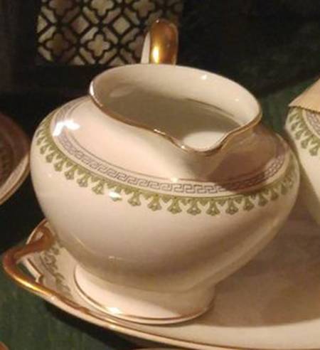 CHF579 Creamer