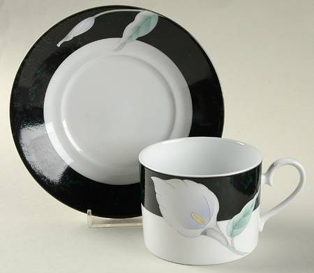 Cali Flat Cup & Saucer Set