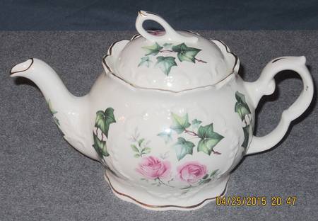 CDT1 Teapot & Lid