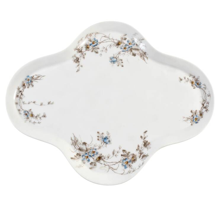 CHF588 15" Quatrefoil Serving Platter
