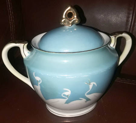 CHK6 Sugar Bowl & Lid