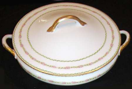 CHF595 Round Covered Vegetable
