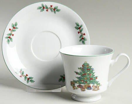 Noel Footed Cup & Saucer Set