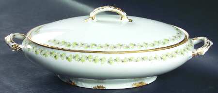 CHF623 Oval Covered Vegetable