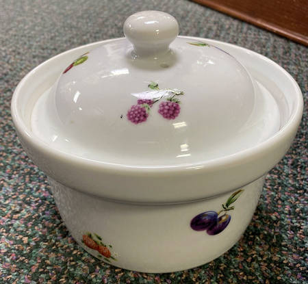 COB17 1 Qt Round Covered Casserole