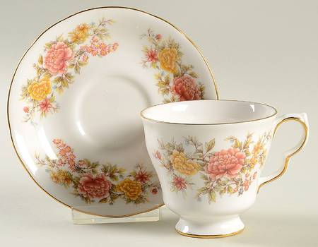Amanda Footed Cup & Saucer Set