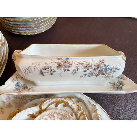Schleiger 1301 Gravy Boat w/Attached Underplate No Lid