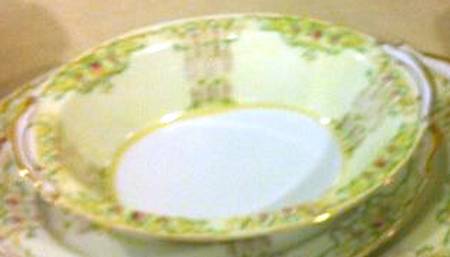 CEB63 9" Oval Vegetable Bowl