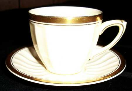 3554 Flat Cup & Saucer Set
