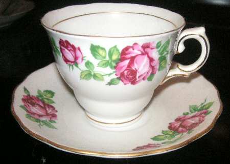 6634 Footed Cup & Saucer Set