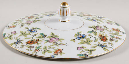 Fantasia (Center Design) Lid for Round Vegetable