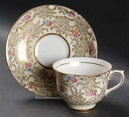 CLC59 Footed Cup & Saucer Set