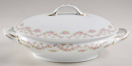 5140 Oval Covered Vegetable