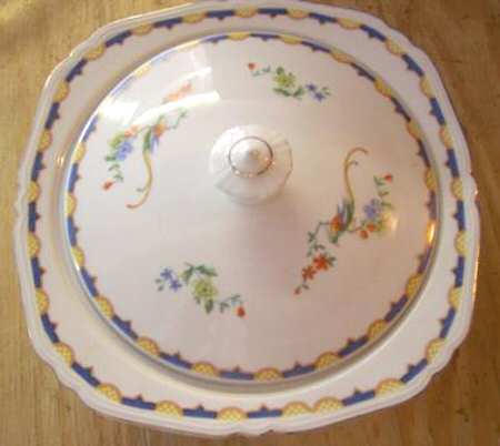 16430 Round Covered Vegetable