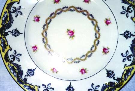 8107 by Coalport