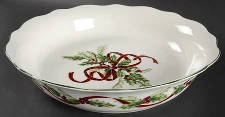 Winter Garland 13" Pasta Serving Bowl