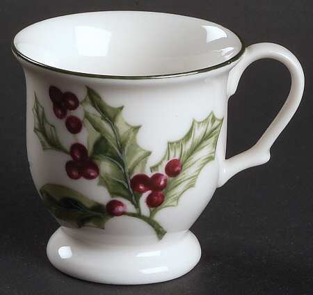 Winter Garland Footed Demitasse Cup