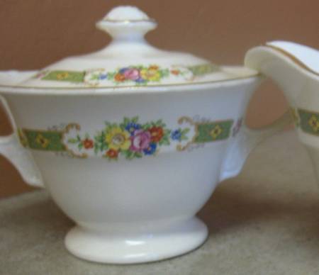 CIV8 Sugar Bowl & Lid