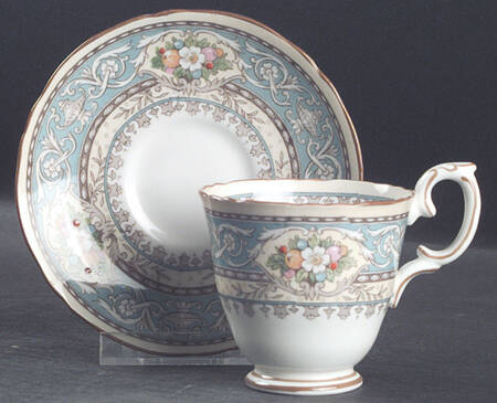 15646 (Scalloped Edge) by Crown Staffordshire