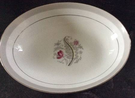 Fern Wood 10" Oval Vegetable Bowl