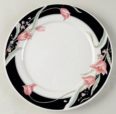 Serena (Cream Background) Dinner Plate