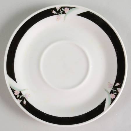Serena (Cream Background) Saucer