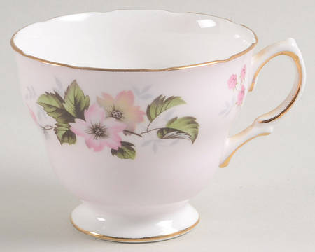 8240 Footed Cup