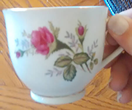 CX130 Footed Cup