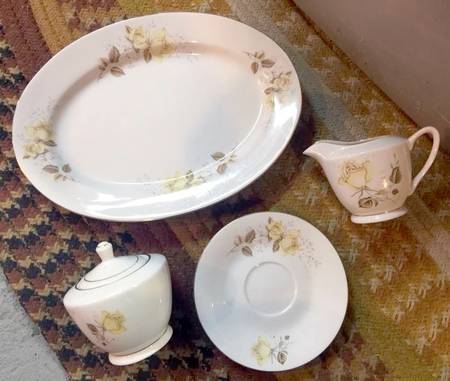 CX134 Creamer
