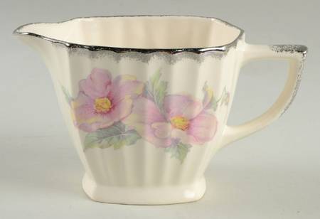 Primrose Creamer
