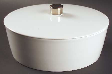 Platinum Round Covered Vegetable