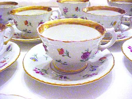 CHF787 Footed Cup & Saucer Set