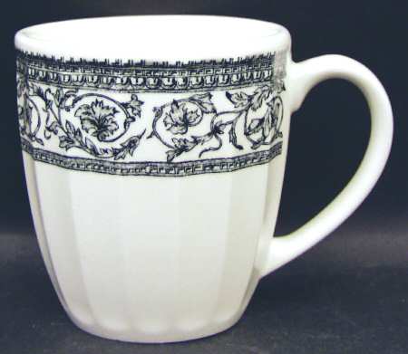 Mainville Black Mug