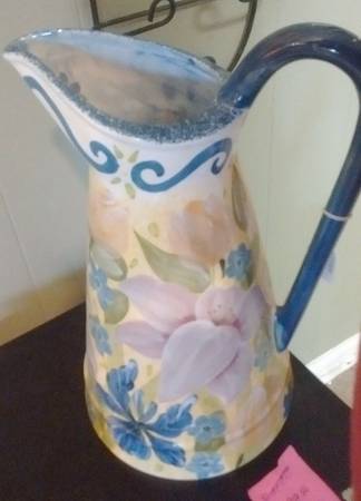 Bouquet Pitcher