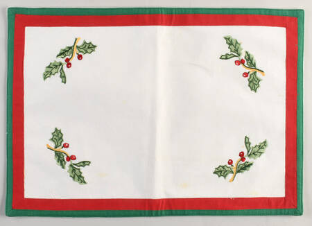 Holiday Celebrations (Green Trim) Cloth Placemat