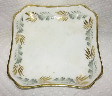 Sonnet (Scalloped Edge) Square Ashtray