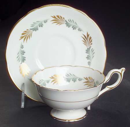 Sonnet (Scalloped Edge) Footed Cup & Saucer Set