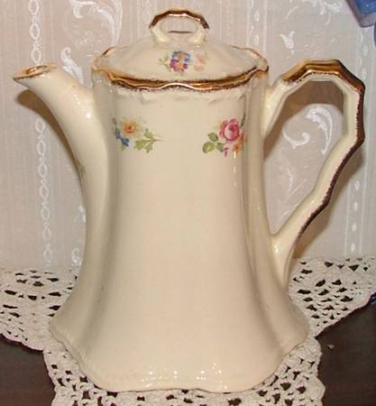 CRO225 Small Coffee Pot & Lid